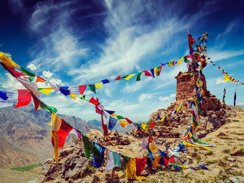 Gebedsvlaggetjes in het Himalaya gebergte<br>